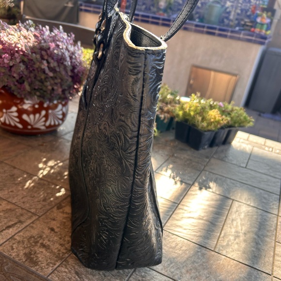 Patricia Nash Black Benvenuto Tote - Picture 10 of 14